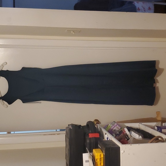 Jade formal jumpsuit with overskirt/train. This is an Adrianna Papell, size 6. - Picture 5 of 5